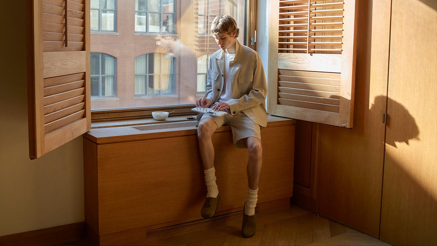 Life in Linen 1440x810 Men.jpg